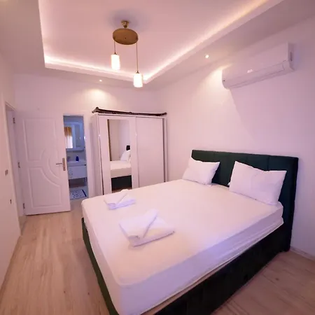 Flat With Sea View Shared Pool & Gym In Alanya *