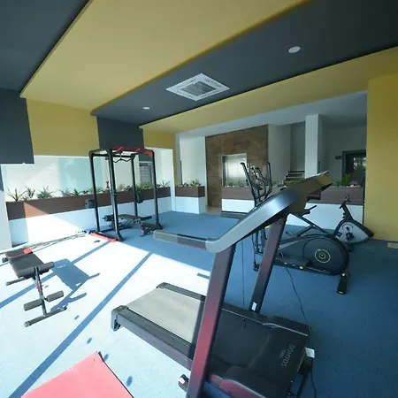 Flat With Sea View Shared Pool & Gym In Alanya Apartment *